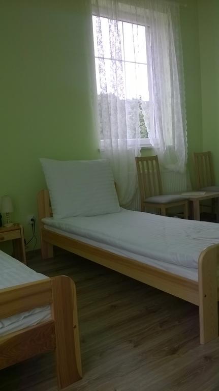 Praski Dom Bed & Breakfast Sienno Exterior foto